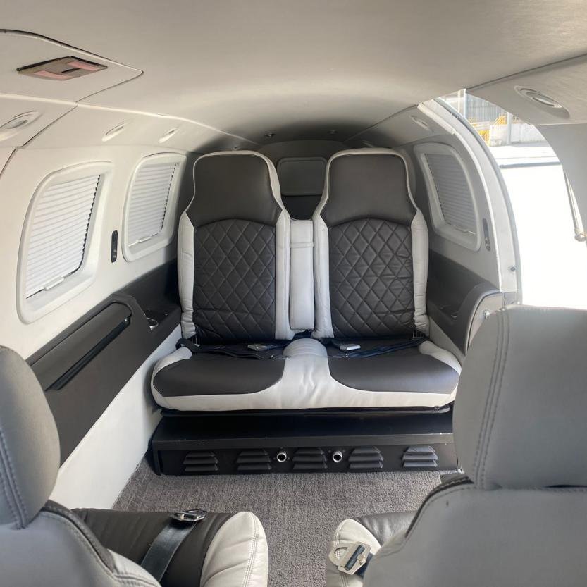 AEROBASTIAN AVIÃO MONOMOTOR TURBOÉLICE PIPER JETPROP